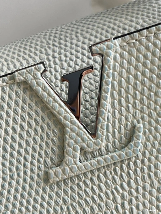 VUITTON BB LOUIS CAPUCINES 0410